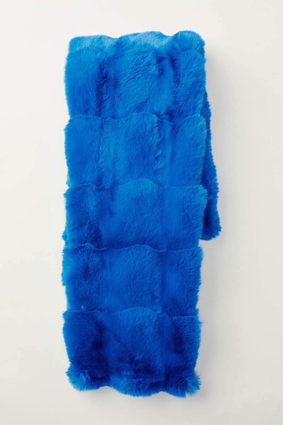 Women LITA | Long Wide Scarf In Faux Fur