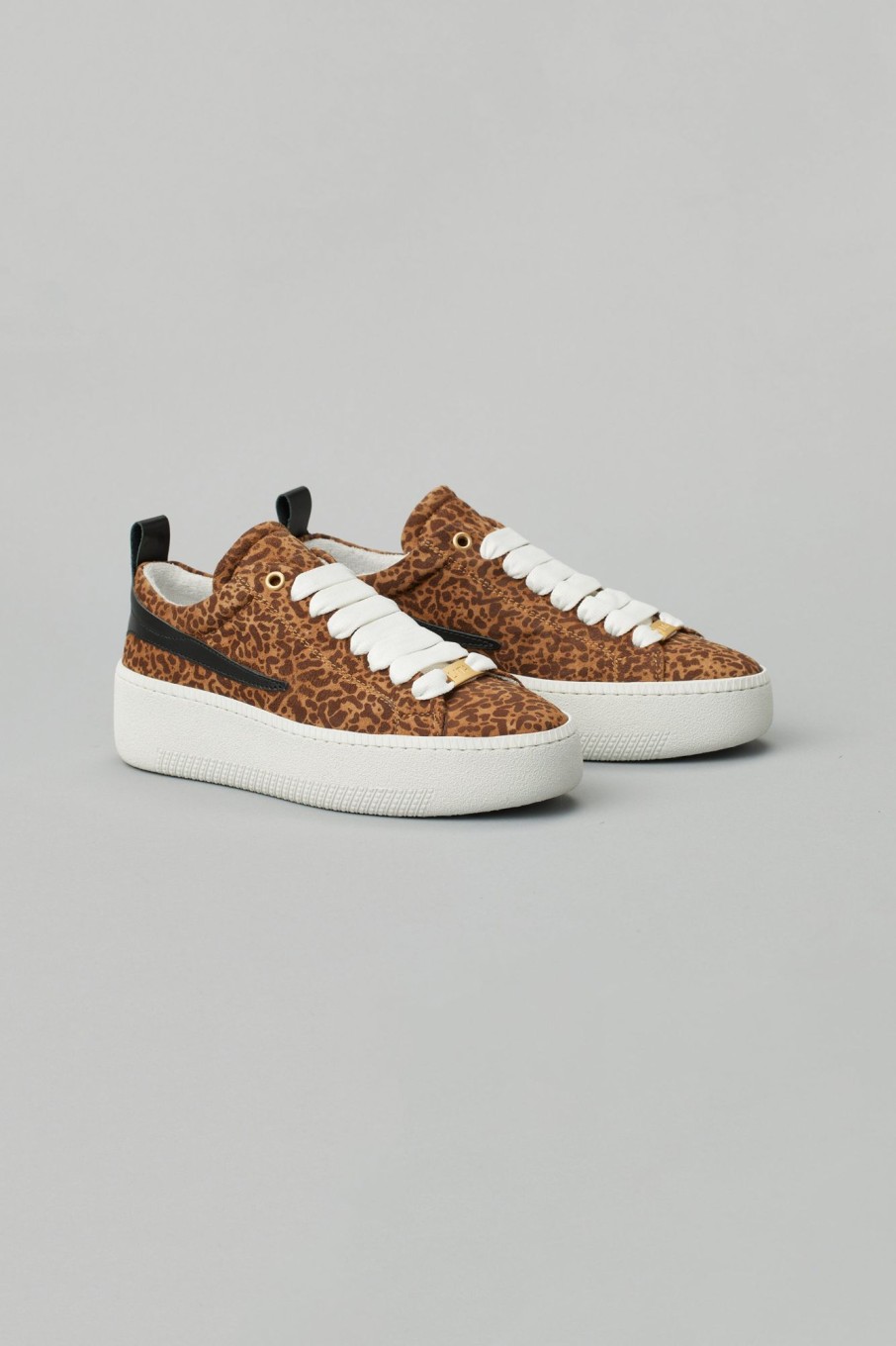 Women LITA | Minimal Fang Sneaker In Printed Leather